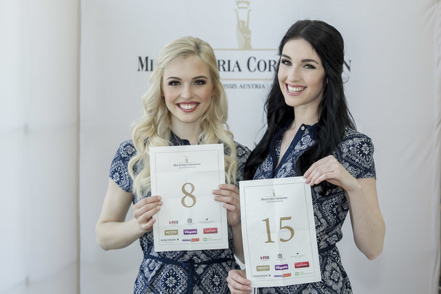 Magdalena Leitner (8) mit Miss Styria Andrea Jörgler. Foto: MAC/Gerry Frank