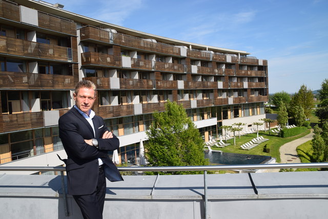 Als Erwachsenen-Hotel werde man zwar manche Gästegruppen verlieren, dafür andere gewinnen, sagt Direktor Günther Zimmel.