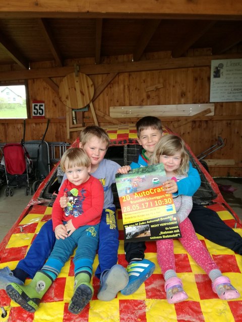 Dominik und Dorian Decker, Fabian und Mia Meneder. | Foto: privat