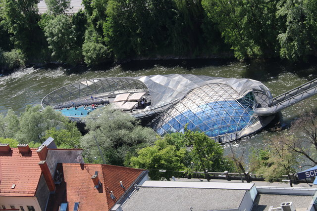 Murinsel, Schnappschuss vom Grazer Schloßberg