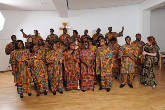 Der Ghana Minstrel Choir aus Wien verbreitet Freude beim Gottesdienst am Sonntag in Maria Saal | Foto: KK
