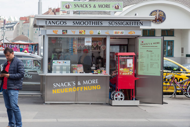 Der Kiosk passe nicht zum Gesamteindruck, außerdem verstelle er den Gehsteig, beschwert sich Bezirksvorsteher Rumelhart.