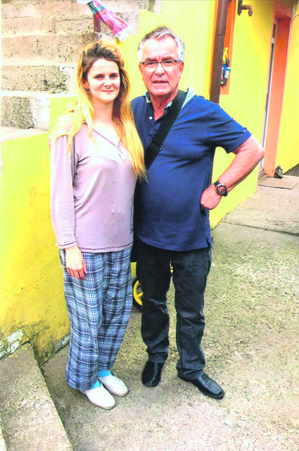 Gerettet: Wolf-Dieter Pichler mit Lorena. | Foto: Pichler