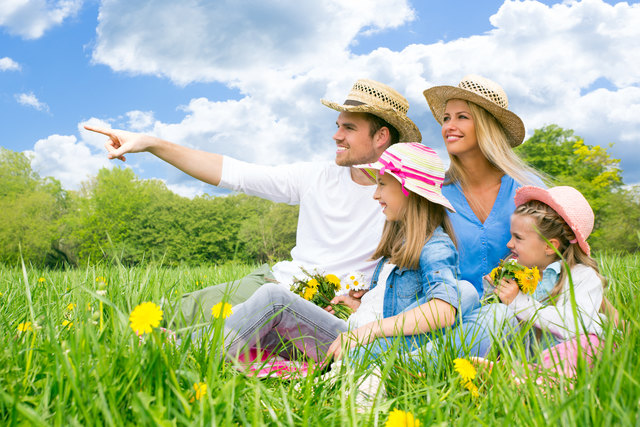 Die Gemeinden  beginnen bereits in der Volksschule mit der Bewusstseinsbildung für ein saubere Umwelt. | Foto: drubig-photo/Fotolia