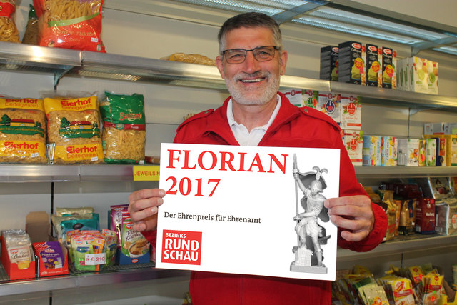 Für sein Engagement für den Sozialmarkt Peuerbach wurde Josef Bauer mit dem "Florian 2017" ausgezeichnet.