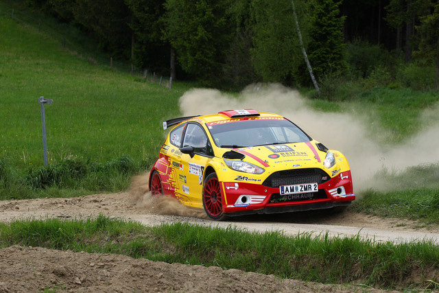 Gerald Rigler holte sich den verdienten Sieg bei der 3. Internationalen Braustadt-Burg Rallye Zwettl am 19. und 21. Mai 2017 | Foto: Walter Vogler