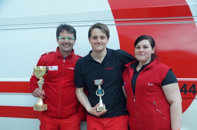 Erich Kastner, Michael Kronberger und Sabrina Grillmayr, Platz 4, Sanitätshilfe-Landesbewerb in Silber, sowie Platz 1, 3 und 4, Sanitätshilfe-Landesbewerb in Gold