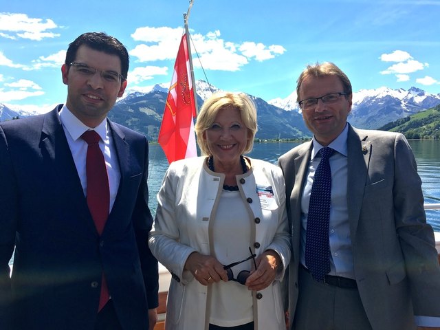 Bürgermeister Hannes Heide der Klagenfurter Bürgermeisterkollegin Maria-Luise Mathiaschitz und Hannes Mathes, dem aus Bad Ischl stammenden Salzburger SPÖ-Landesgeschäftsführer. | Foto: Privat