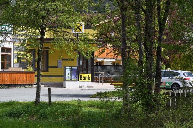 Der Taxifahrer bekam den Auftrag zufällig von seinem Chef; unter einem Vorwand bat ihn der Täter in dessen Wohnung. | Foto: ZOOM.Tirol