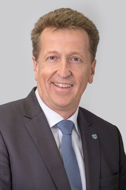 Seit 19. Mai im Amt: Bürgermeister Hubert Holzapfel | Foto: KK