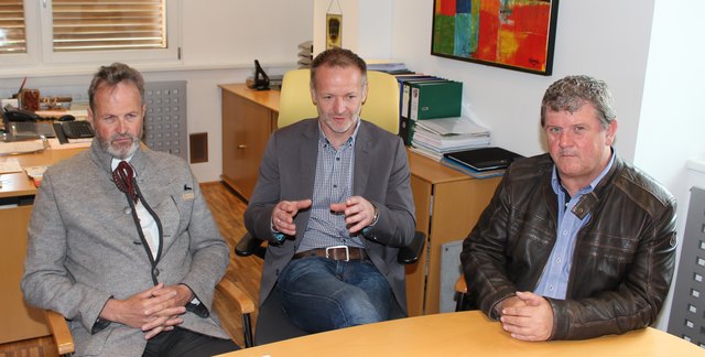 Emanuel Daxer (FPÖ), Reinhold Flörl (ÖVP), Erwin Schweinester (BLK) haben sich geeinigt.