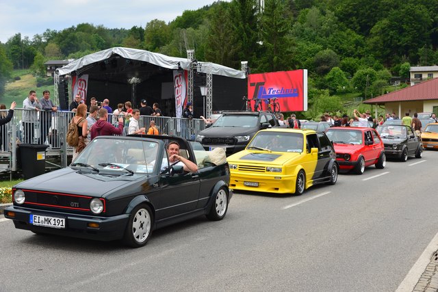 160 Autos auf Sternfahrt in Richtung Ferlach | Foto: Franz Habich