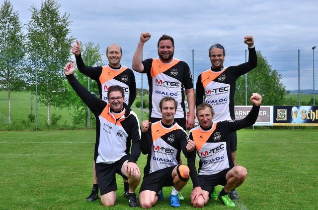 Sensationell unterwegs sind die Arnreiter Faustball-Teams. | Foto: Foto: Manfred Lindorfer