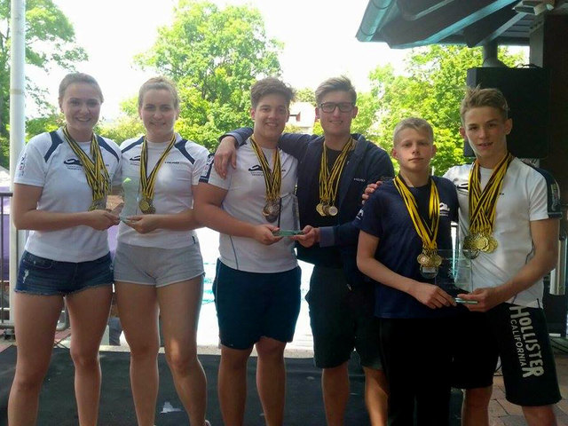 v. l. n. r.: Madita Untersberger, Ivana Maric, Tarik Dautovic, Patrik Lenzeder, Michalis Wöss, Yorik Anzengruber