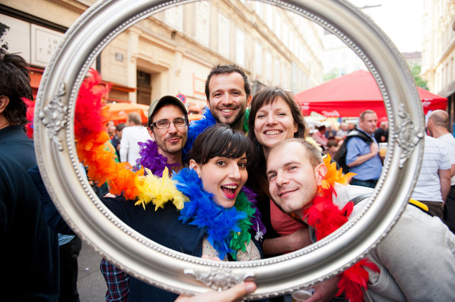 Das Straßenfest wurde einst als Gegenstück zum klassischen "Volksfest" ins Leben gerufen - heuer findet "Andersrum ist nicht verkehrt" bereits zum 12. mal statt.