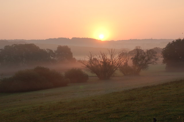 Sonnenaufgang über dem Moor von Rohr | Foto: Peter Schils