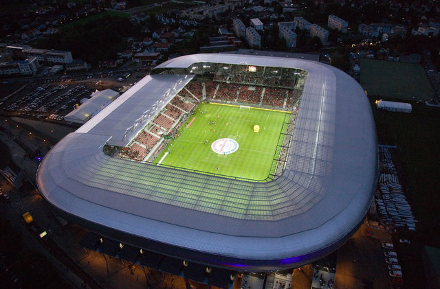 Rund um das Wörthersee Stadion wird es am Abend des Cupfinales Straßensperren geben | Foto: Woche/Archiv