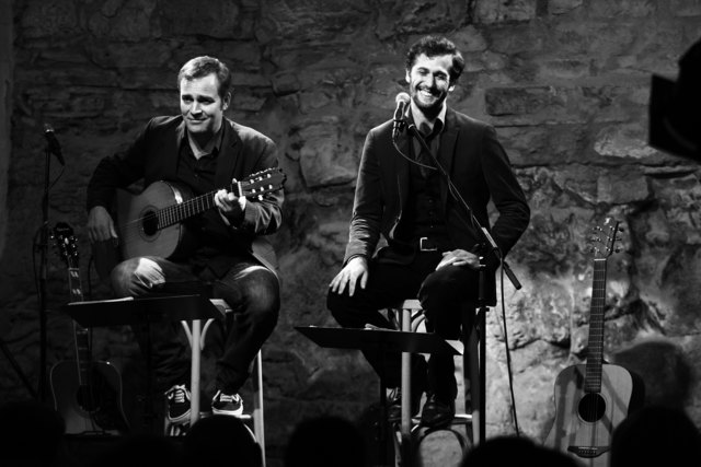 Stefan Leonhardsberger und Martin Schmid spielen am Mittwoch, 14. Juni, ihr Kabarett „Billi Jean is ned mei Bua“.