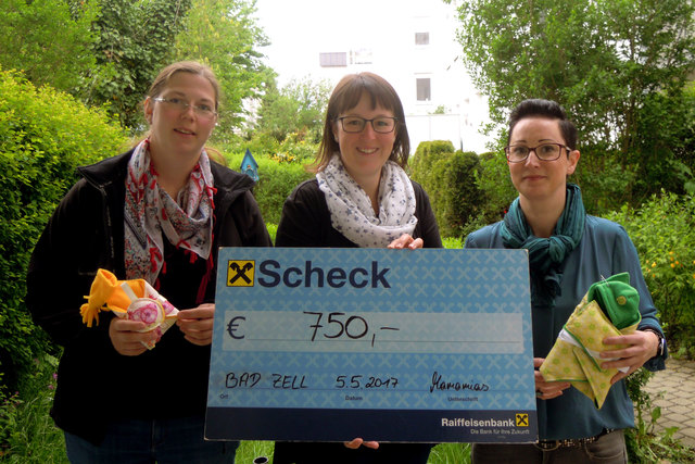 750 Euro konnten an den Verein Pusteblume übergeben werden.