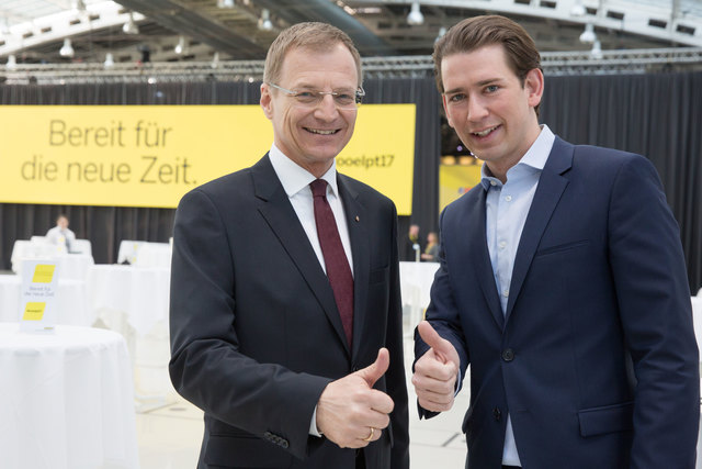 Zur Wahl von Thomas Stelzer (l.) war Sebastian Kurz (r.) in Linz. Auch er wird sich hier zum Obmann küren lassen. | Foto: OÖVP