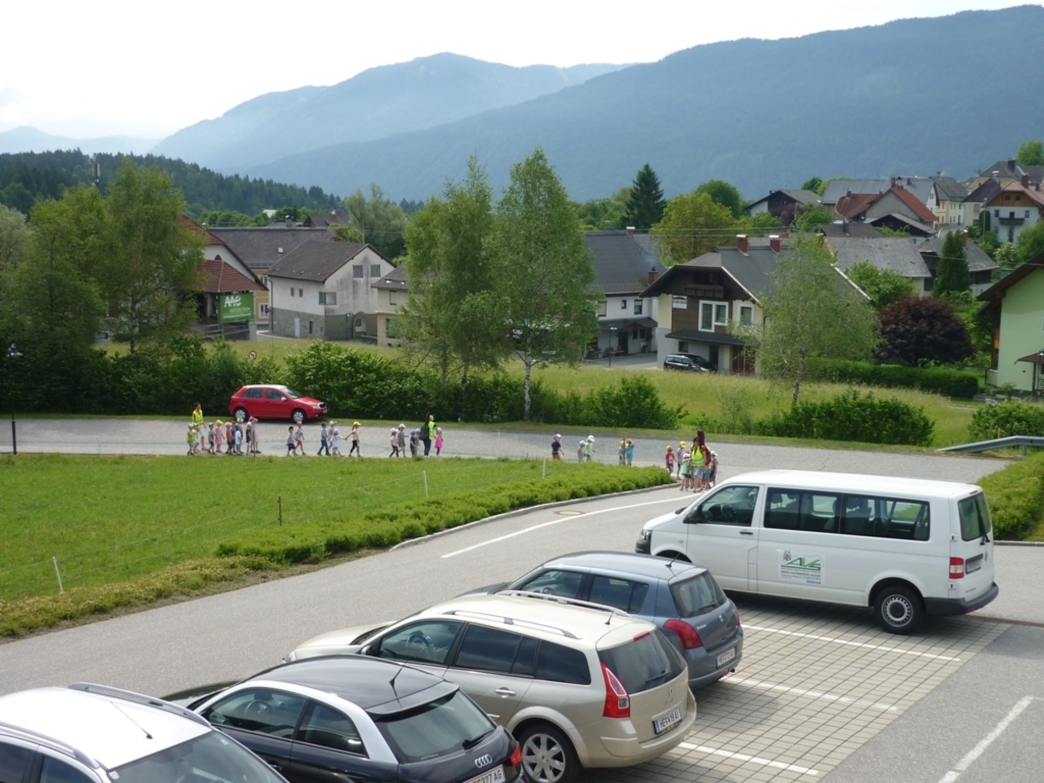 Kindergarten St. Stefan/Gail auf Besuch im Seniorenheim - Gailtal