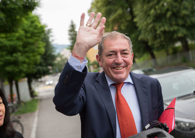 Prozess Landesgericht Salzburg: Bürgermeister Heinz Schaden vor Beginn der Verhandlung | Foto: Franz Neumayr