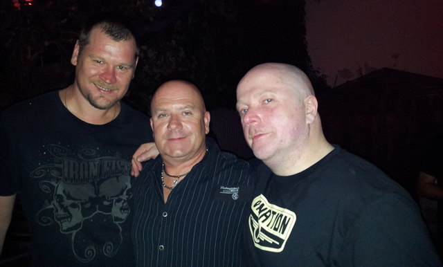 Ian Freeman (Mitte) mit Mark Jackson und Ronan Harris (r.) von "VNV Nation". | Foto: Freimann privat