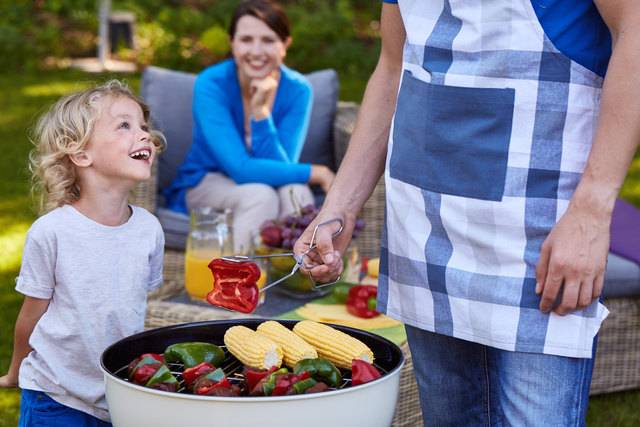 Es muss nicht immer Fleisch auf den Grill: Aber auch das Gemüse will gut gewürzt sein. | Foto: Photographee.eu – Fotolia.com