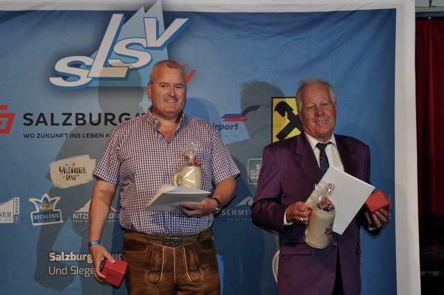 Das Ehrenabzeichen in Gold ist an Fritz Reiter und Michael Brandauer gegangen.