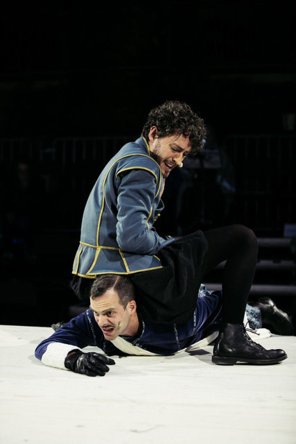 Eine tolle Szene von Pascal Goffin und Andri Schenardi | Foto: (c) Lupi Spuma