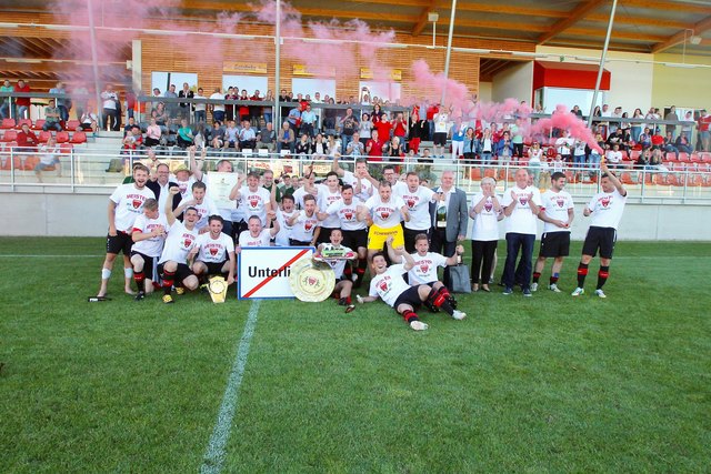 Der SV Rohrbach feierte mit dem Unterliga-Meistertitel den größten Erfolg in der Vereinsgeschichte.