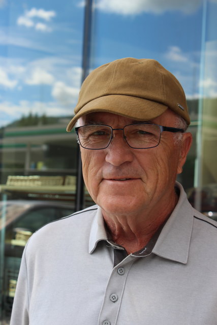 Ich glaube, dass ein Studium besser ist, denn die beruflichen Chancen sind dadurch um einiges größer. (Werner aus Leingarten)