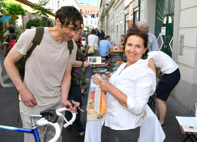 Straßenfest in der Wehrgasse