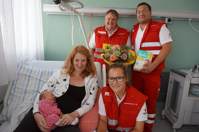 Antonia mit Mama Ina Dabernig, Brachmaier Edi, Schwarzenbacher Maria, Kuttin Bernd