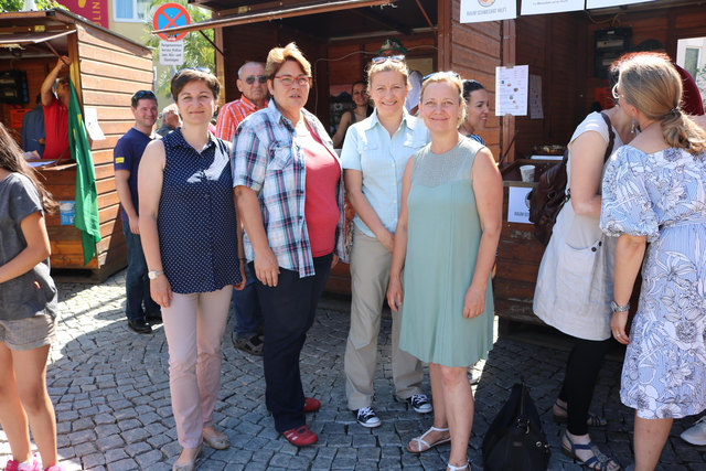Bürgermeisterin Karin Baier, gemeinsam mit den Stadträtin Ljiljana Markovic sowie Gemeinderätinnen Inna Mlada und Susanne Fälbl-Holzapfel