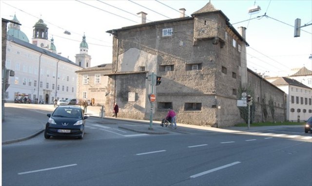 Im Bereich des Rudolfskai werden die Kanäle erneuert. | Foto: Stadt Salzburg