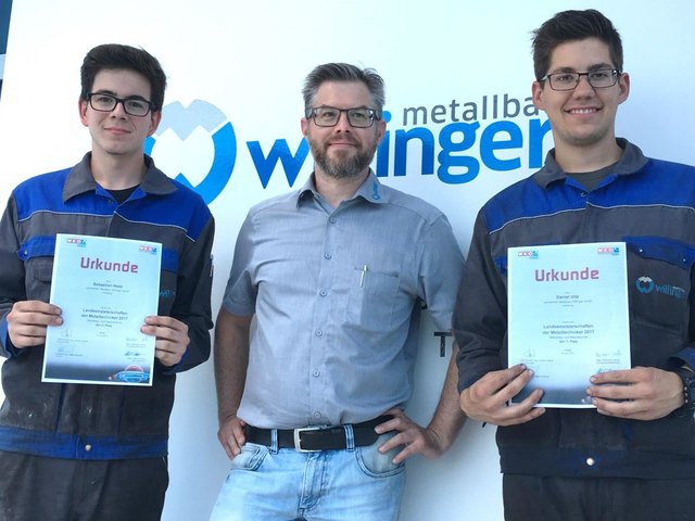 Top-Leistungen: Daniel Uitz und Sebastian Haas von Metallbau Wilfinger waren beim Lehrlingswettbewerb der Metalltechniker 2017 erfolgreich. | Foto: Wilfinger