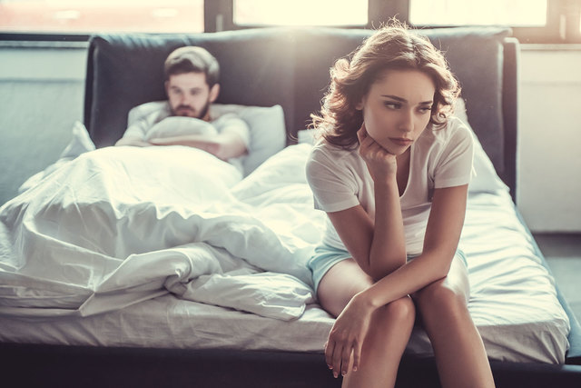 Schweigen im Bett kann zu Unlust führen.