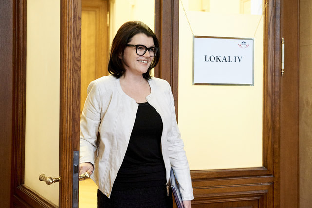 NRin Liesi Pfurtscheller nach der Ausschusssitzung. | Foto: Sabine Klimpt
