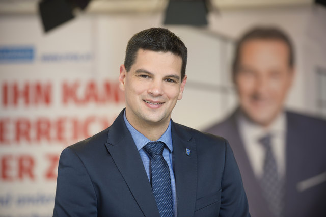 Kampf um die Sonderschulen: Hannes Amesbauer (FPÖ) kritisiert den Bund. | Foto: copyright by Foto Fischer, Herrengasse 7