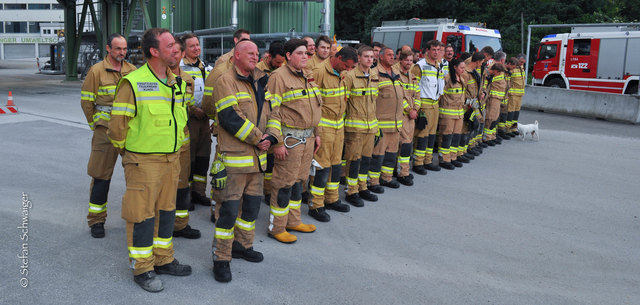 42 Mann/Frau der Feuerwehr Kundl beübten die AMW Kundl