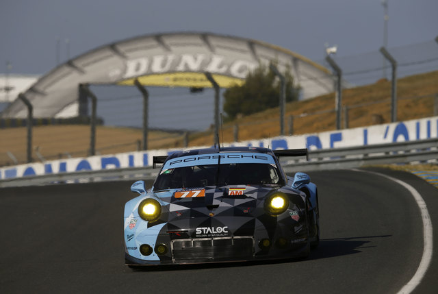 Porsche 911 RSR (77), Dempsey Proton Racing : Christian Ried, Marvin Dienst, Matteo Cairoli | Foto: Porsche AG