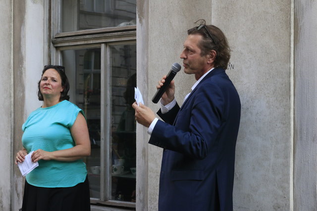 Bezirksvorsteher vom 7. Bezirk
Thomas Blimlinger und Stellvertreterin Isabelle Uhl bei der Eröffnung vom Sommerfest 2017