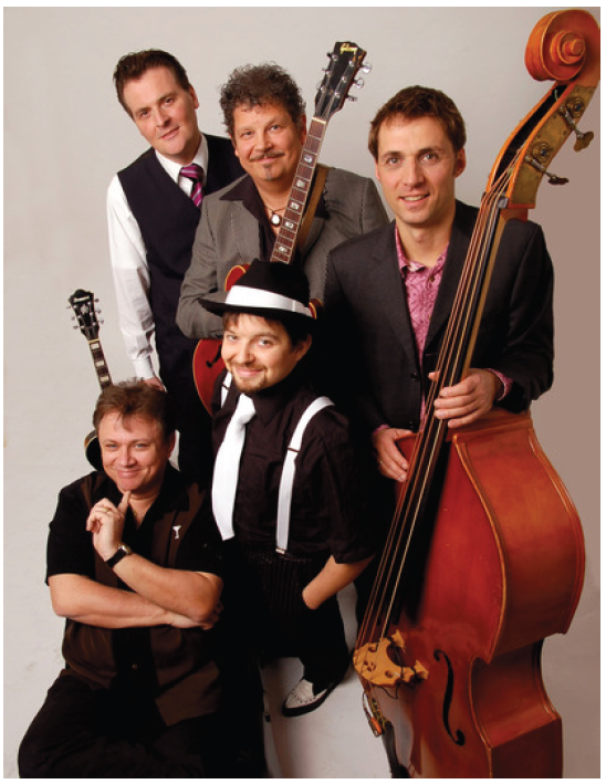 Die "Mojo Blues Band" feiert auf der Seebühne in Lunz mit einem Konzert unter dem Motto "Lakeside-Blues" ihr 40-jähriges Bestehen.
