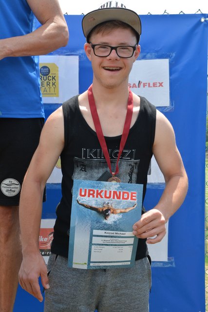 Der Arzler Michael Konrad konnte bei den Herren für den WSV Imst zwei  3. Pläzte über 50m Freistil und 50m Brust erringen.