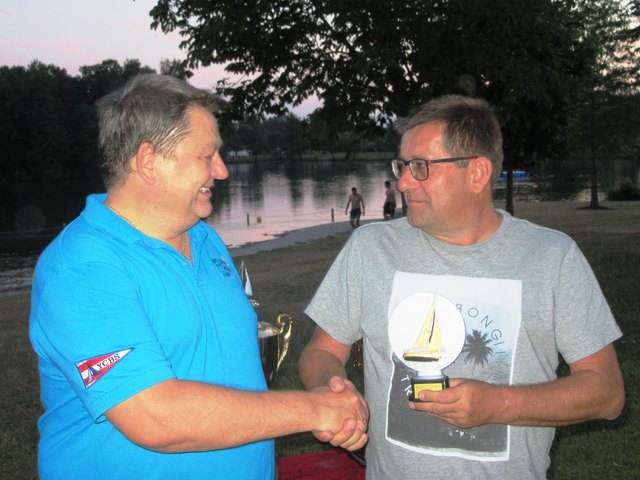 Ein besonderer Dank geht vom Clubchef an den Törn-Organisator Wolfgang Grasl.