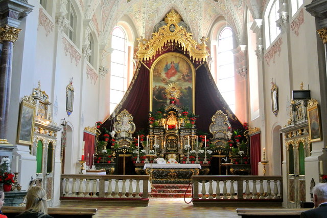 Die Pfarr- und Wallfahrtskirche Maria Schnee ist eine römisch-katholische Kirche in der Ortschaft Maria Luggau in der Gemeinde Lesachtal in Kärnten.