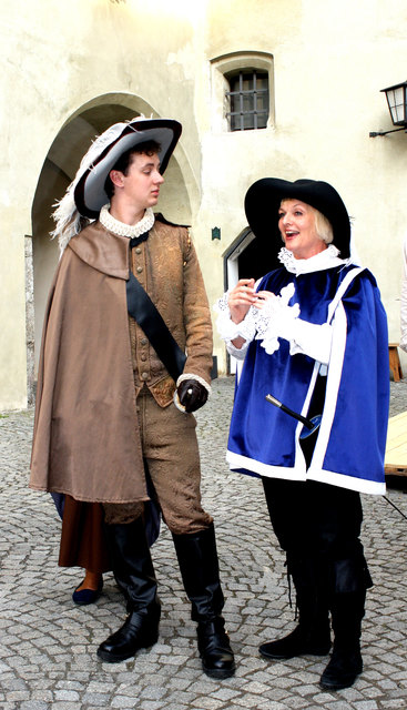 Barbara Moser (Carbon), re.