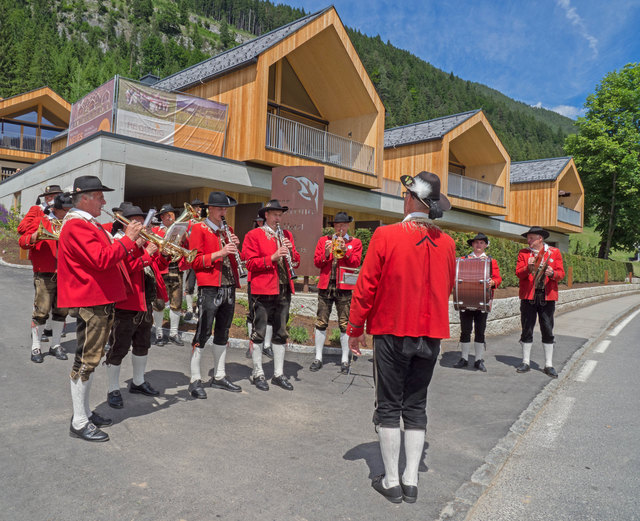 Musikalische Umrahmung der Chalet-Eröffnung