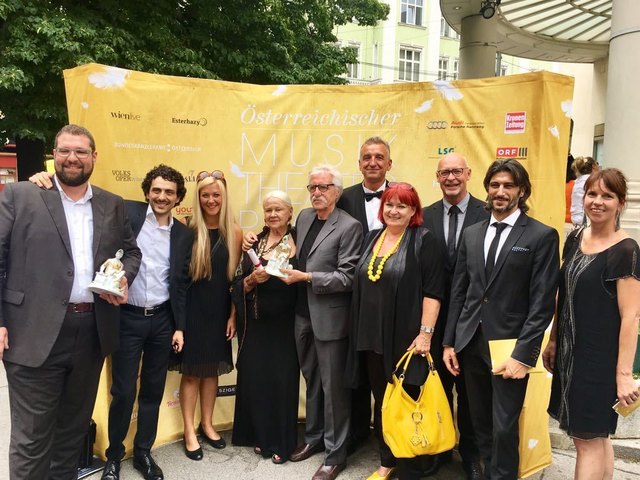 v.l.n.r.: Michael Hauenstein, Francesco Angelico, Susanne Langbein, Gera Graf, Heinz Hauser, Tomasz Wolski, Angelika, Wolff, Intendant Johannes Reitmeier, Enrqie Gasa Valga, Andrea Kuprian | Foto: Michael Nelle